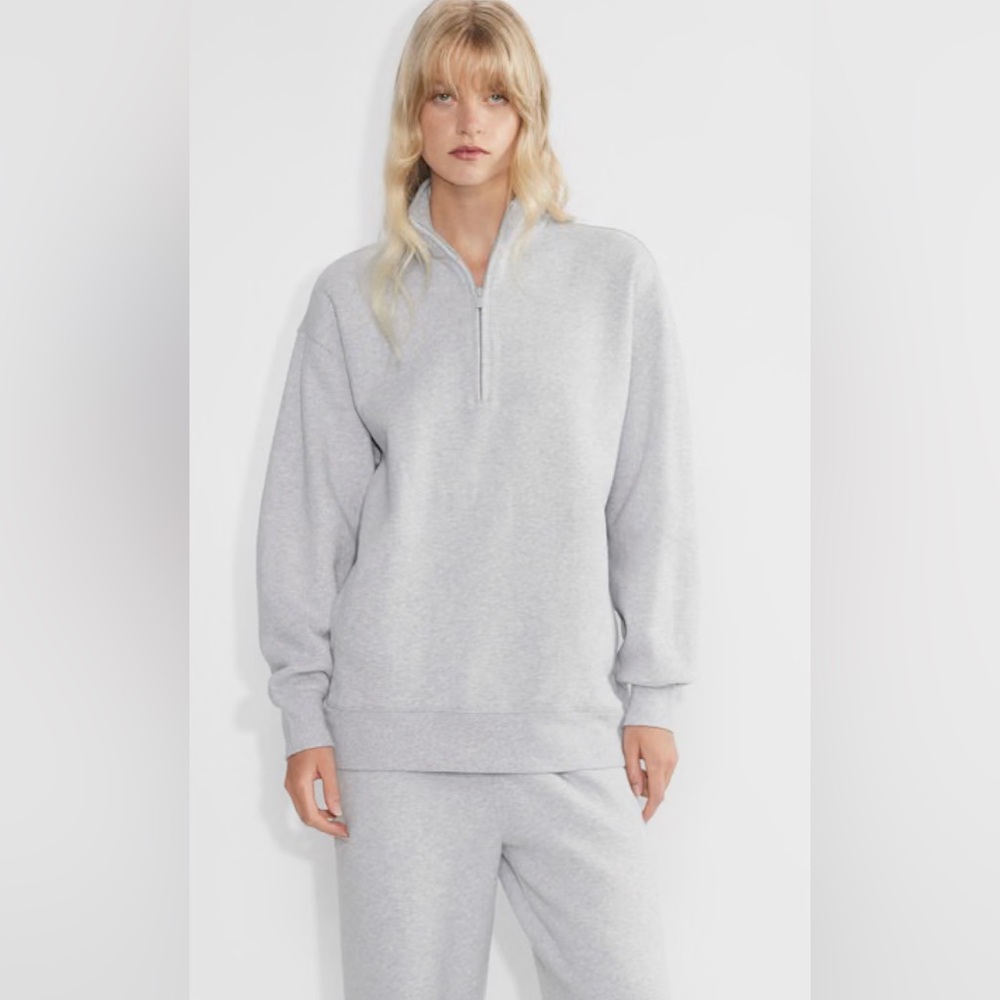 Heather Gray Aritzia Cozy Mega Fleece